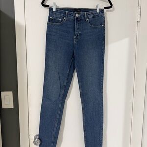 Classic High-Rise Skinny Jeans in Dark Blue Stretch Denim